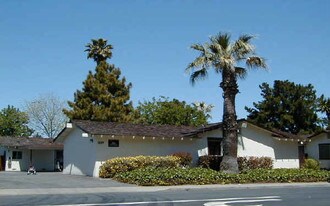 3589 Granada Ave in Santa Clara, CA - Building Photo