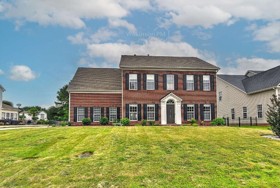 2003 Hollyhedge Ln in Indian Trail, NC - Building Photo