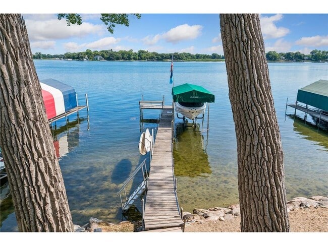 4941 Island View Dr