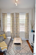 20 Moon St, Unit 2 in Boston, MA - Building Photo - Building Photo