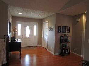 120 Ridgeview Dr in St. Robert, MO - Building Photo - Building Photo