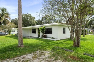 4123 18th Pl in Vero Beach, FL - Building Photo