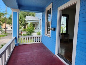 1104 35th St in Galveston, TX - Building Photo - Building Photo