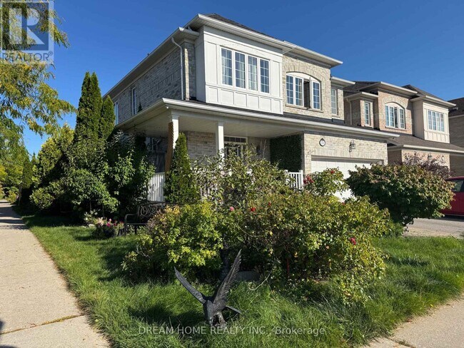 property at 33 Vivian Rd