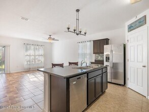 1440 Lexington Square SW in Vero Beach, FL - Building Photo - Building Photo
