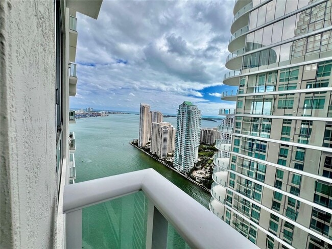 property at 1800 N Bayshore Dr