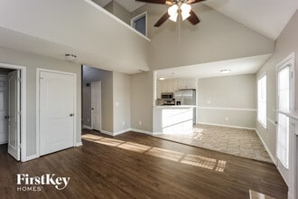 1127 Forest Glen in Jonesboro, GA - Building Photo - Building Photo