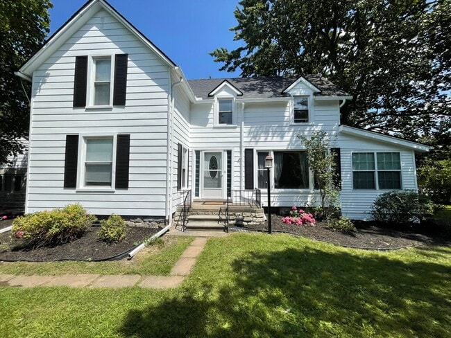 property at 31380 Lahser Rd