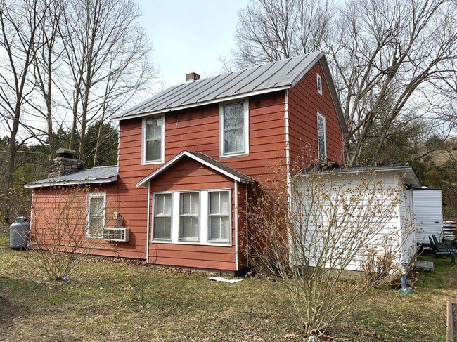 579 Botetourt Rd in Fincastle, VA - Building Photo - Building Photo