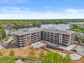 The Landing at Lakewood Harbour in Lexington, KY - Foto de edificio - Building Photo