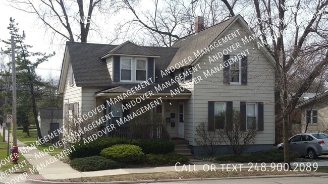 property at 301 N Washington Ave