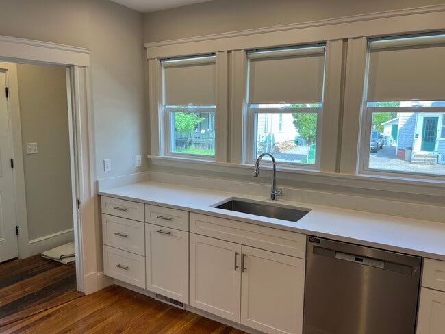 69 Warren St, Unit 1