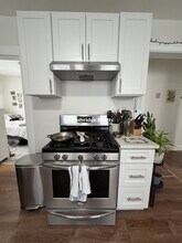 18 Linden St, Unit 2B in Somerville, MA - Building Photo - Building Photo