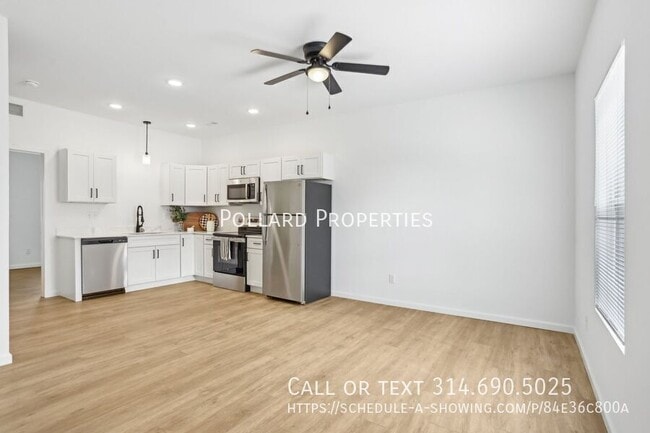 property at 1402 Parkview Dr