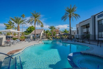 8550 E McDowell Rd in Scottsdale, AZ - Building Photo - Building Photo