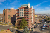 Walsh Manor Apartments in Denver, CO - Building Photo - Building Photo