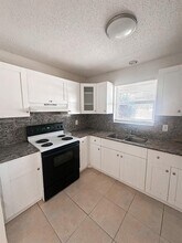 3962 Park Ln in West Palm Beach, FL - Building Photo - Building Photo