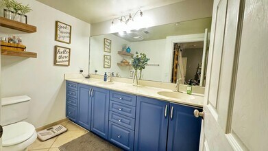 6475 Emerald Dunes Dr in West Palm Beach, FL - Building Photo - Building Photo