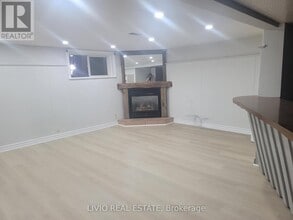 22 Northampton Dr in Toronto, ON - Building Photo - Building Photo