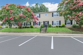 TANGLEWOOD APARTMENTS in Petersburg, VA - Building Photo - Building Photo