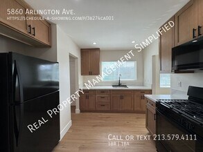 5860 Arlington Ave in Los Angeles, CA - Building Photo - Building Photo