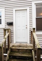 330 12th Ave in New Brighton, PA - Building Photo