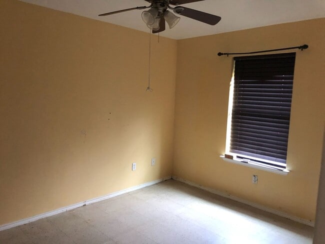 property at 8850 Old Sky Harbor Dr