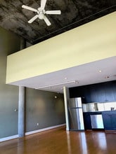 311 Oak St-Unit -APT 519 in Oakland, CA - Foto de edificio - Building Photo