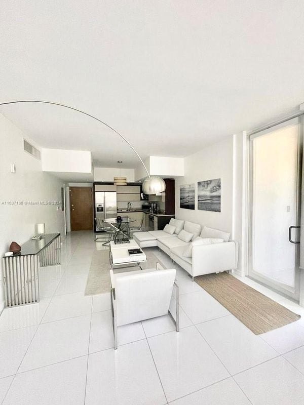 2155 Washington Ct in Miami Beach, FL - Building Photo - Building Photo