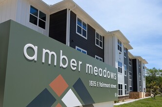 Amber Meadows in Longview, TX - Building Photo - Building Photo