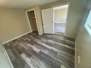312-326 W Collins St in Goldendale, WA - Building Photo - Building Photo