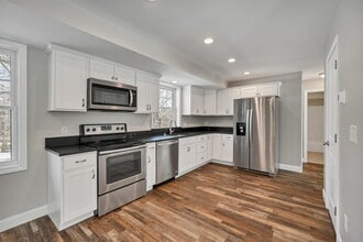 259 Stage Rd in Nottingham, NH - Building Photo - Building Photo