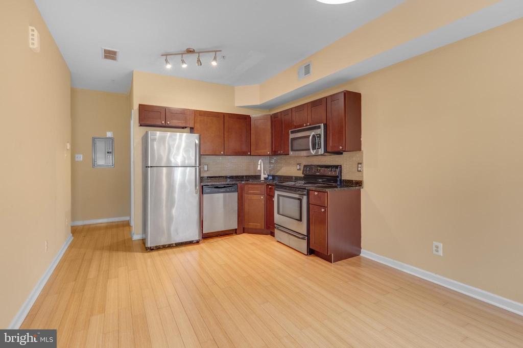 909 N 19th St in Philadelphia, PA - Building Photo