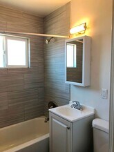 568-570 10th St in Imperial Beach, CA - Building Photo - Building Photo