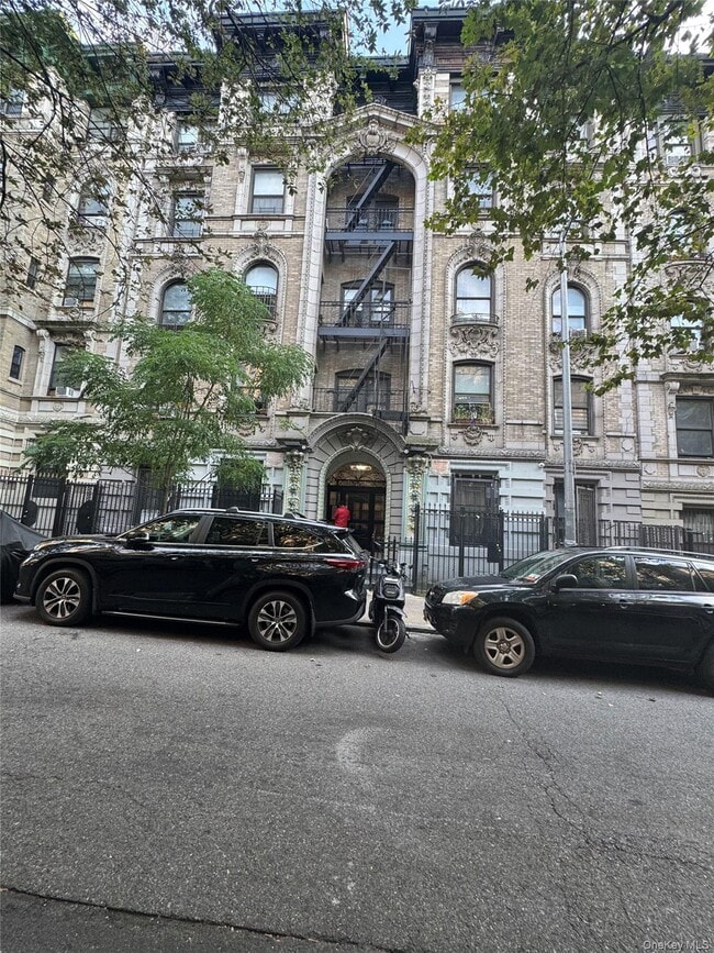 property at 614 W 136th St