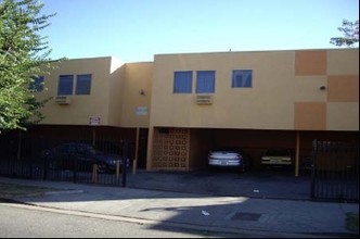 14140 Delano St in Van Nuys, CA - Building Photo - Building Photo