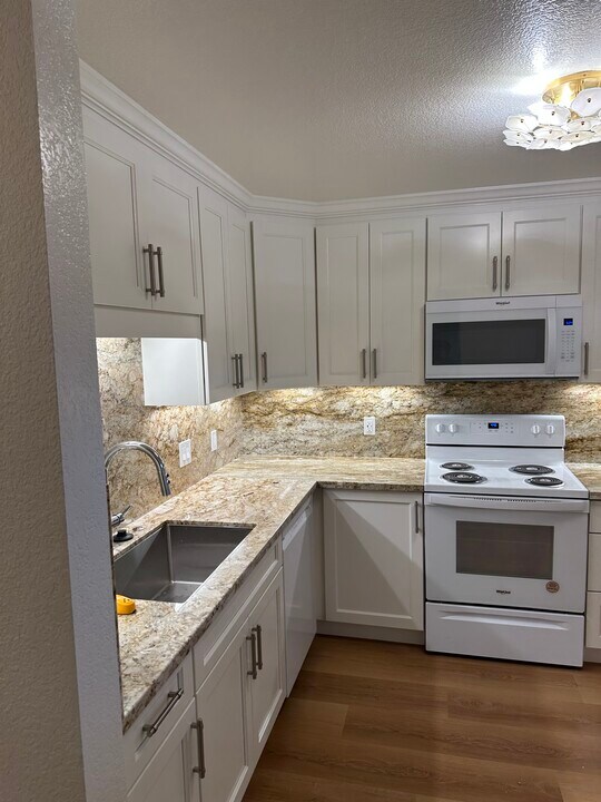 109 Monte Cresta Ave in Oakland, CA - Building Photo