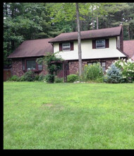 28 Woodmint Pl in Ballston Spa, NY - Building Photo - Building Photo