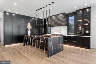 1138 Basil Rd in McLean, VA - Building Photo - Building Photo