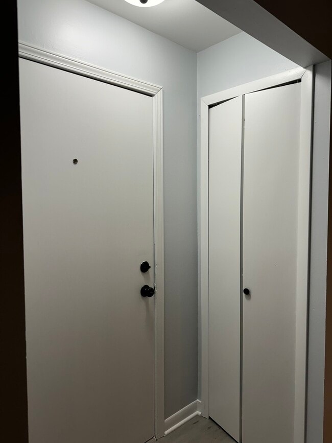 82 Luella Ave in Calumet City, IL - Building Photo - Building Photo