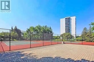 1131 Steeles Ave W in Toronto, ON - Building Photo - Building Photo