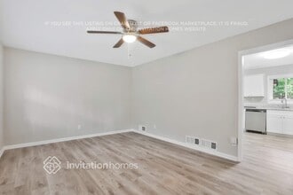 2805 Cherry Laurel Ln SW in Atlanta, GA - Building Photo - Building Photo