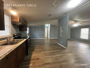 11863 Atlantic Cir in Boca Raton, FL - Building Photo - Building Photo