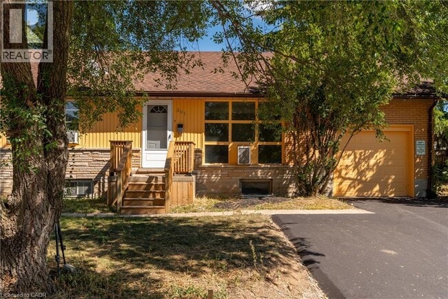 property at 301 Franklin St N