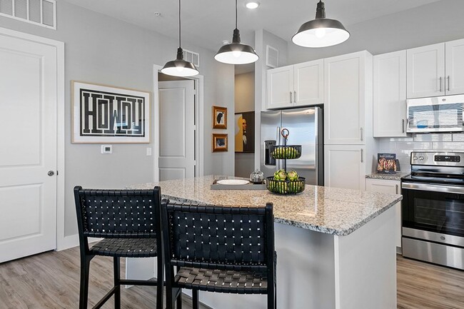8200 Glenn Day Dr, Unit 3201 in Arlington, TX - Building Photo - Building Photo