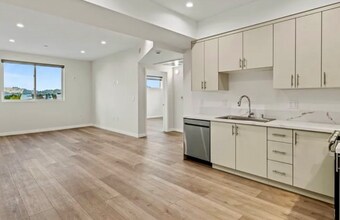 423 Oak St in Glendale, CA - Foto de edificio - Building Photo