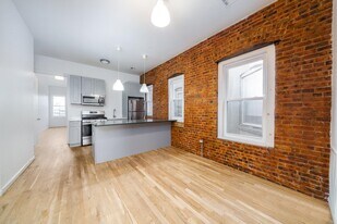 386 Bergen Ave in Jersey City, NJ - Building Photo