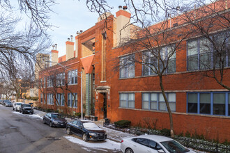 525 N Ada St in Chicago, IL - Building Photo - Building Photo