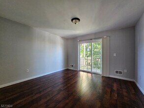 66 Garret St-Unit -1 in Paterson, NJ - Building Photo - Building Photo