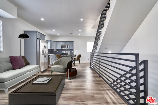 property at 1129 S Harvard Blvd